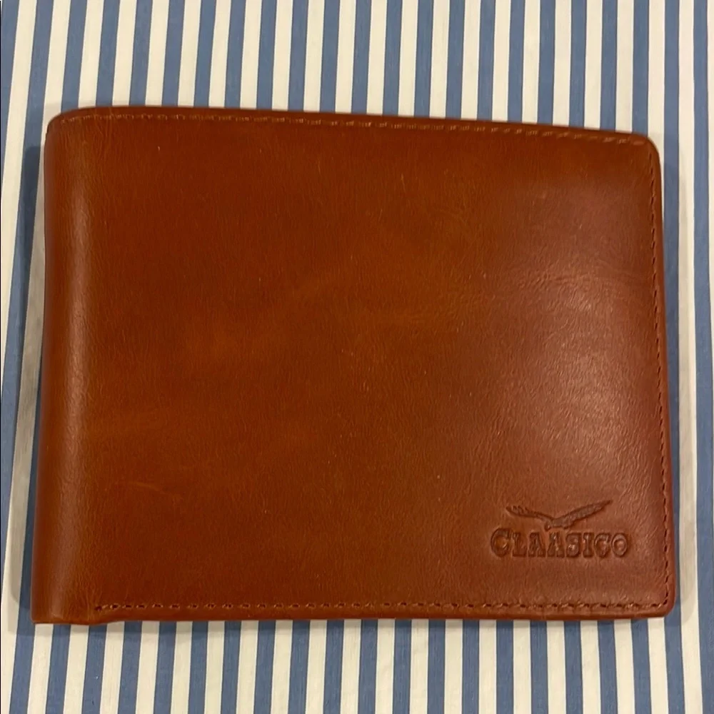 Claasico Leather Wallet
